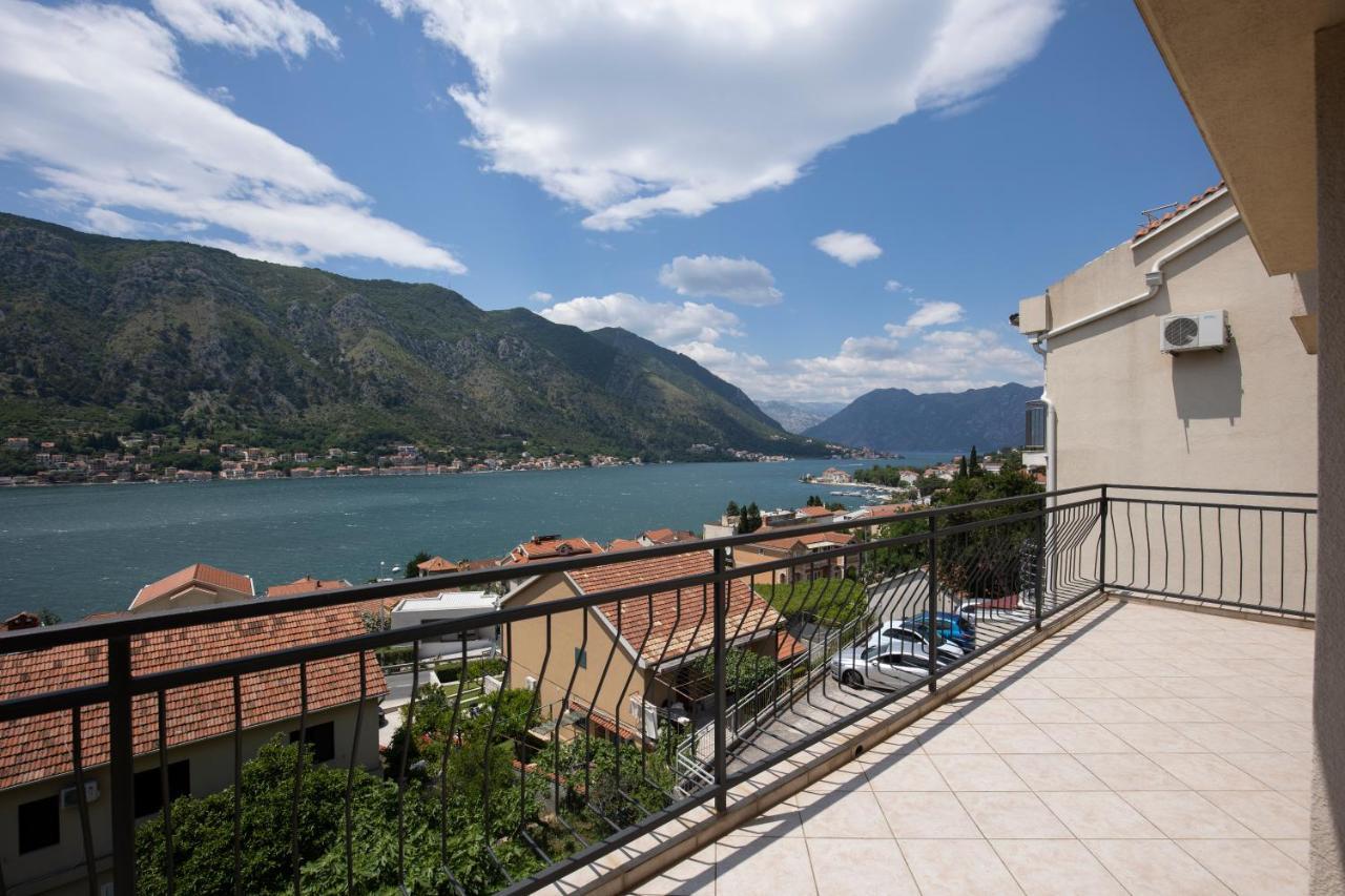 Point Of View Apartment Kotor Ngoại thất bức ảnh