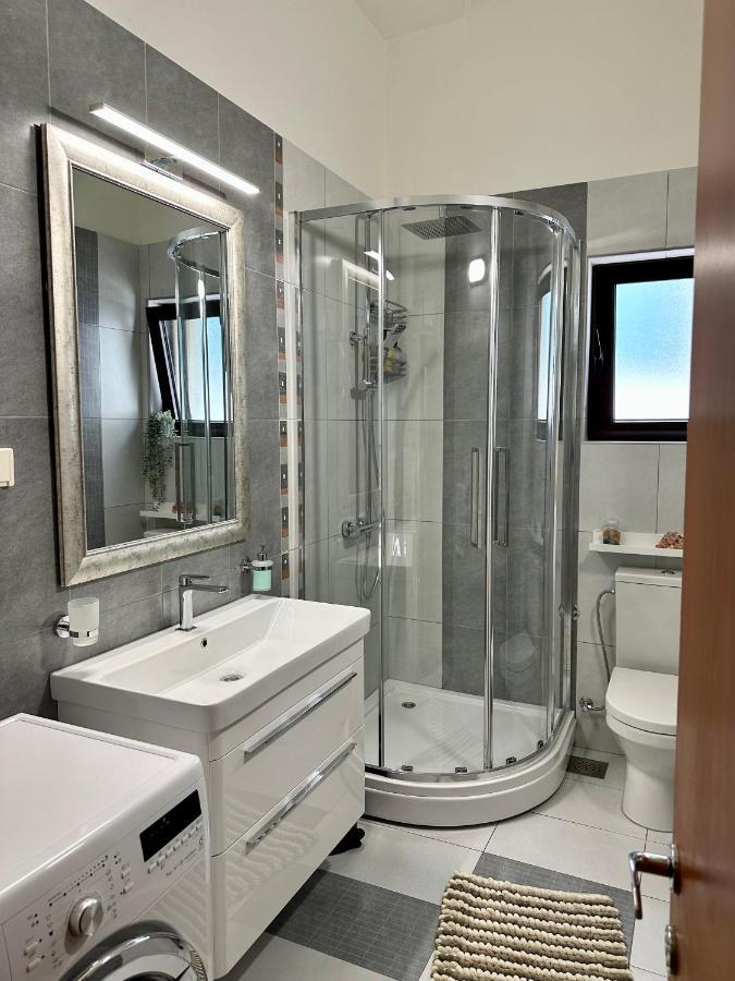 Point Of View Apartment Kotor Ngoại thất bức ảnh