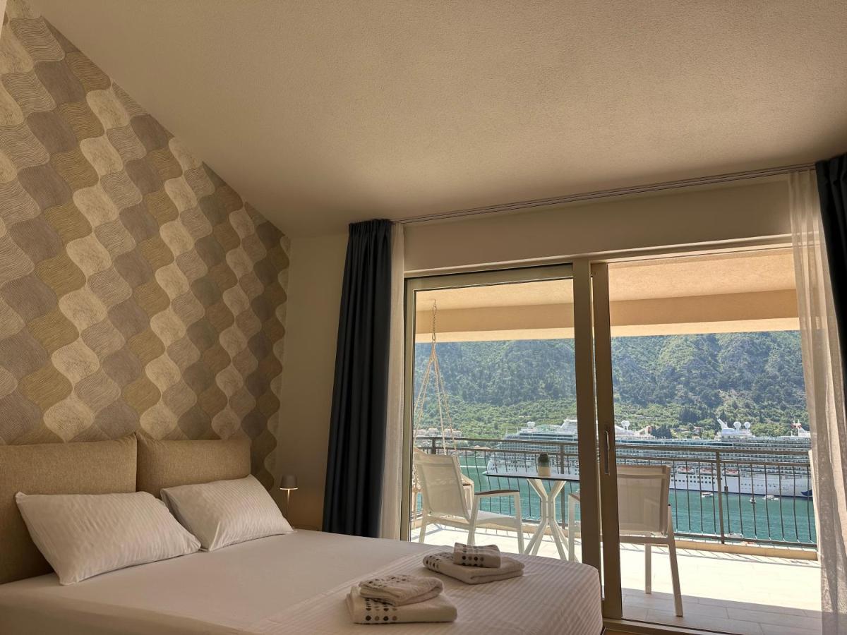 Point Of View Apartment Kotor Ngoại thất bức ảnh