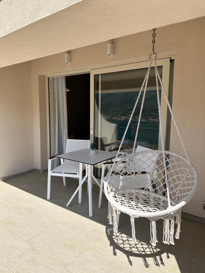 Point Of View Apartment Kotor Ngoại thất bức ảnh