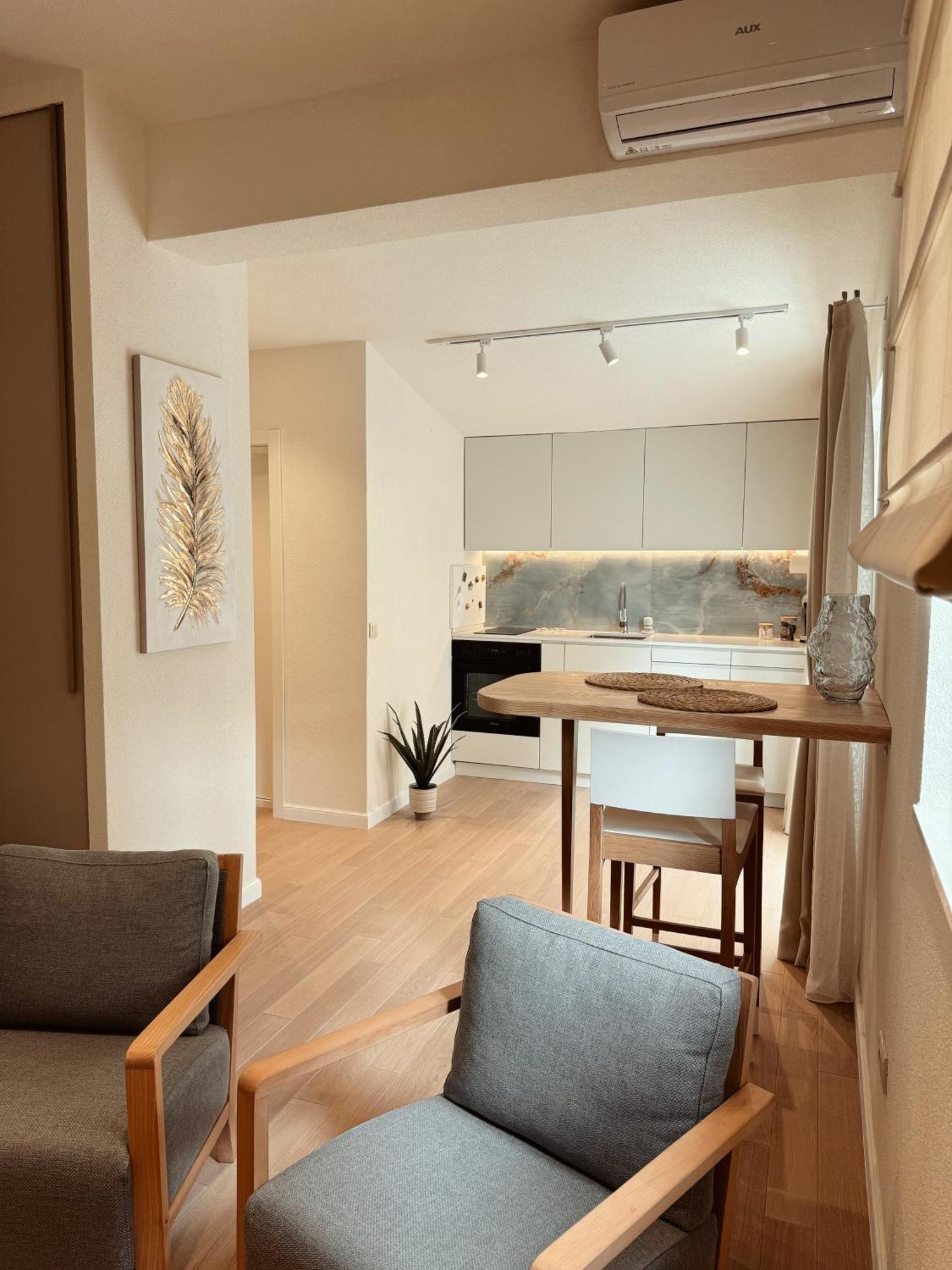 Point Of View Apartment Kotor Ngoại thất bức ảnh