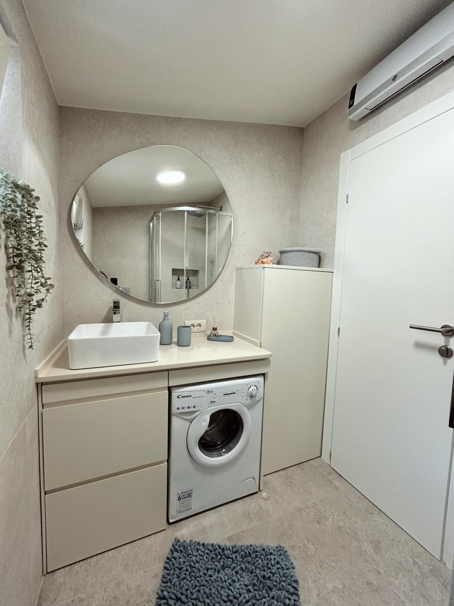 Point Of View Apartment Kotor Ngoại thất bức ảnh